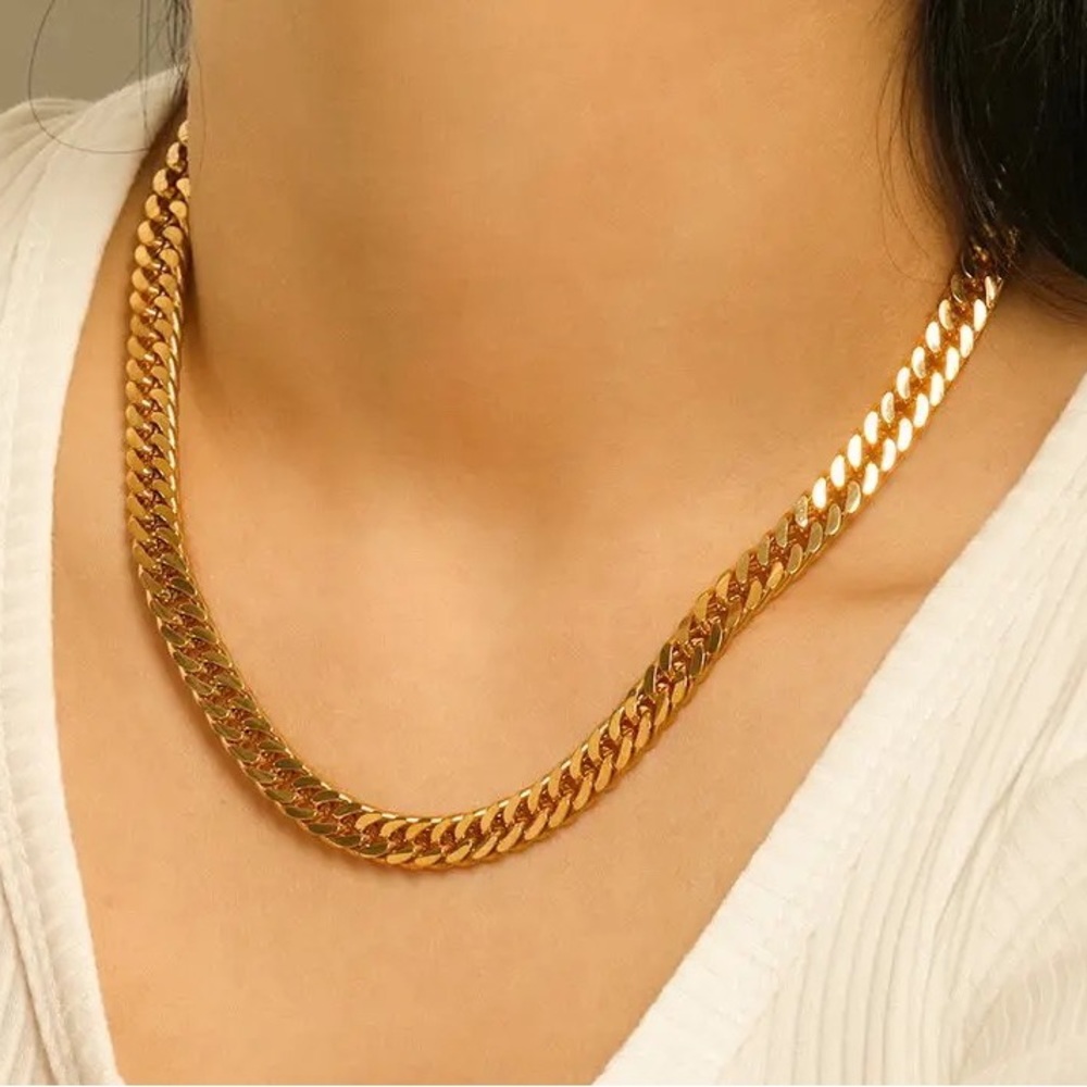 Gold Cuban Chain Link Necklace